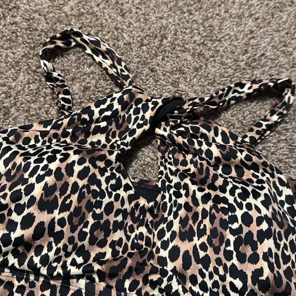 Embrace Your Curves by Miracle Brand animal print 1-piece bathing suit (1X) EUC! - Picture 6 of 10
